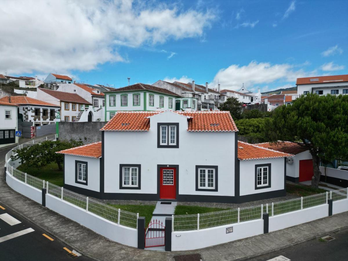 Angra Charming Suites By Seewest Angra do Heroísmo Eksteriør bilde